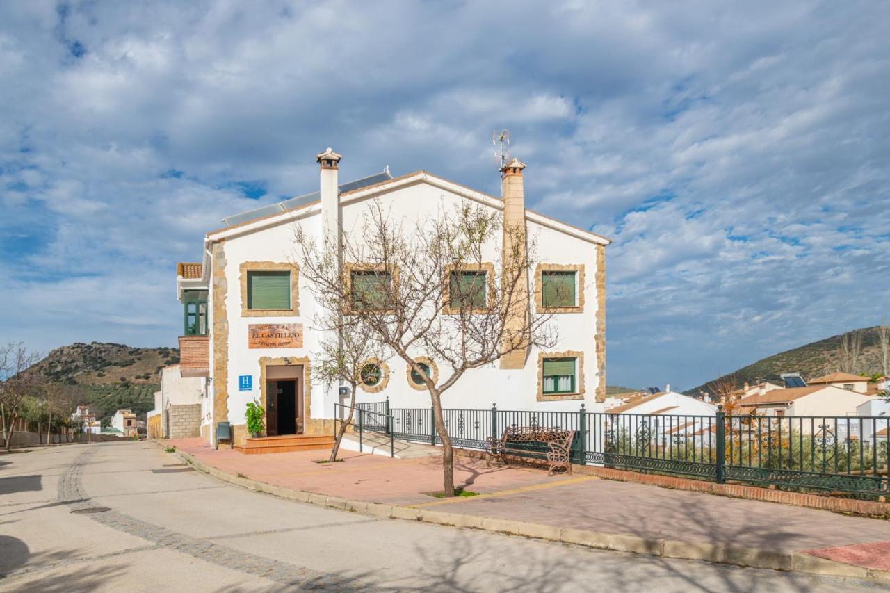 Hotel Rural El Castillejo Cuevas del Becerro Exterior photo